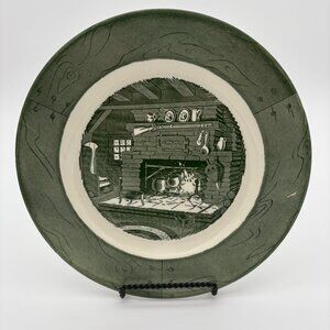 Pre-Owned Vintage Green and White Colonial Homestead By Royal Dinner Plate.